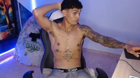 master_black777 online show from November 2025 04:19:02 PM