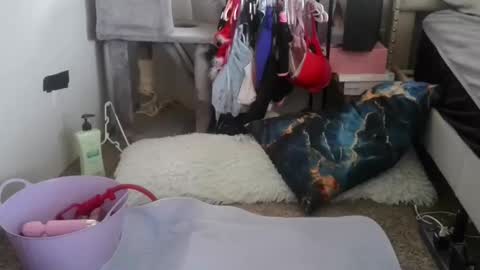 alex online show from April 2026 07:27:01 PM