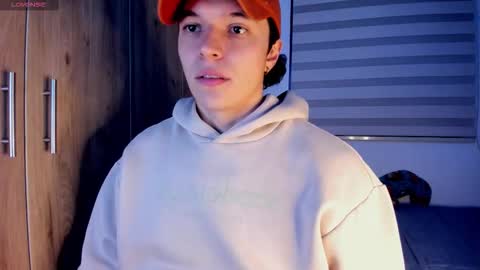 mastrangelo_x online show from March 2026 03:34:01 AM