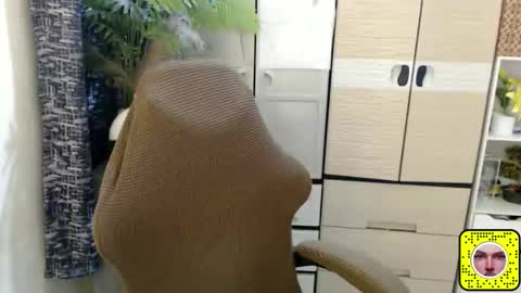 matcha_latte33 online show from February 2026 02:48:02 PM