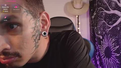 Snapshot of mateo60_ chatting on November 2025 01:38:02 AM Mateo online show from November 2025 01:38:02 AM