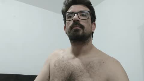 Matheus Mogi online show from November 2025 01:37:01 AM