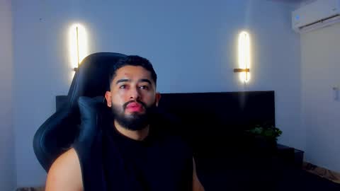 Mathew Flintt  online show from March 2026 01:33:02 AM