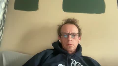 matt31313131 online show from April 2026 04:23:01 PM