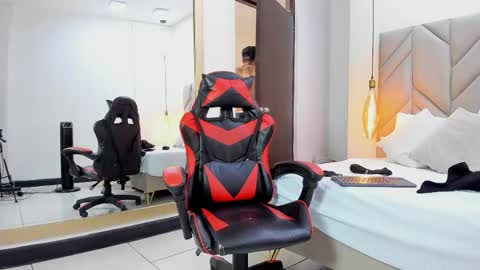 Matthew online show from April 2026 09:26:01 PM