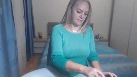 maturediana online show from February 2026 03:18:01 AM