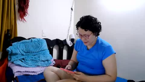 mauroluxandra online show from July 2026 11:13:02 PM
