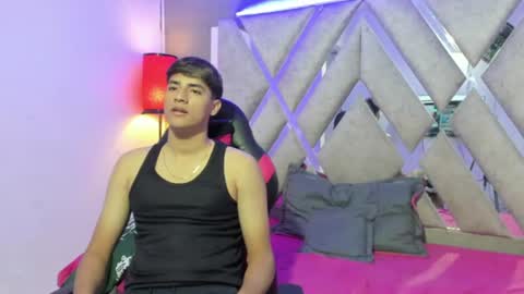 max_dixon7 online show from July 2026 12:41:01 PM