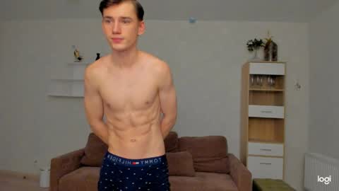 max_foks_ online show from April 2026 01:38:01 AM