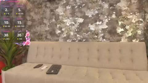 Maximiliano online show from June 2026 01:01:01 PM