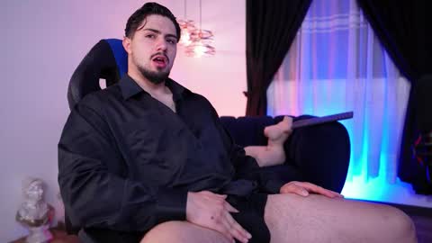 Maximo online show from February 2026 04:56:01 AM