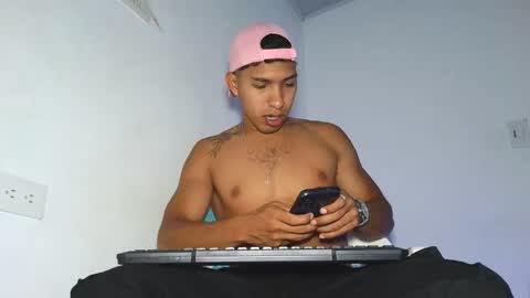 Maximo Aron Vega online show from March 2026 08:35:02 PM