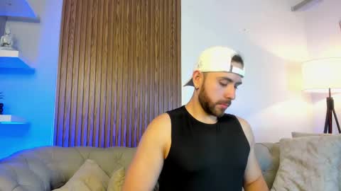 Snapshot of maximo_wolf1 chatting on May 2026 07:53:02 PM Maximo Wolf online show from May 2026 07:53:02 PM
