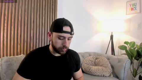 Snapshot of maximo_wolf1 chatting on June 2026 08:10:02 PM Maximo Wolf online show from June 2026 08:10:02 PM