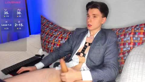 Max online show from February 2025 10:31:01 PM