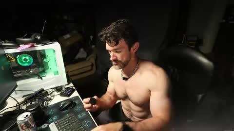 Maximus7871 online show from April 2026 12:46:01 AM