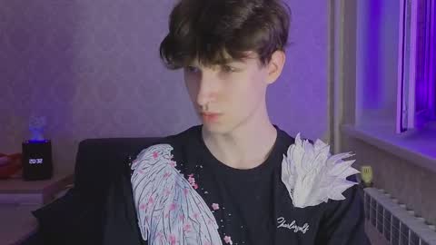 maxwellchik online show from April 2026 05:32:02 PM