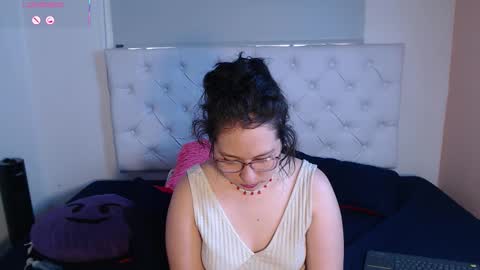 Snapshot of may_bloom chatting on March 2026 08:27:02 PM May online show from March 2026 08:27:02 PM