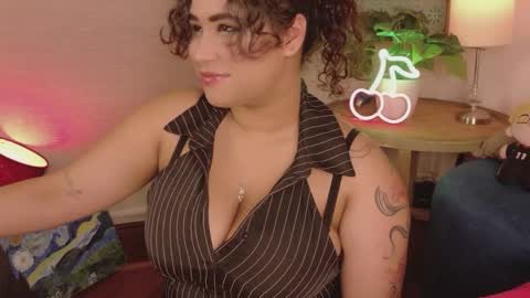 maya_house online show from April 2026 04:46:02 AM