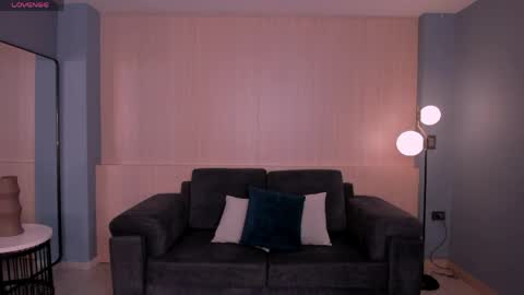 Maya online show from March 2026 04:02:02 AM