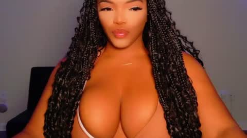 MayBabi online show from July 2026 10:18:02 AM