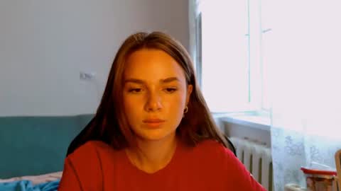 Snapshot of maybloom_ chatting on June 2026 05:32:02 AM maybloom_ online show from June 2026 05:32:02 AM