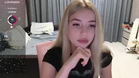 Snapshot of maymallorie chatting on July 2026 01:35:01 AM may online show from July 2026 01:35:01 AM