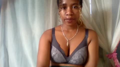 Snapshot of mayrah5 chatting on July 2026 06:27:01 AM mayrah online show from July 2026 06:27:01 AM