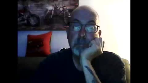 me at home online show from April 2026 03:39:01 AM