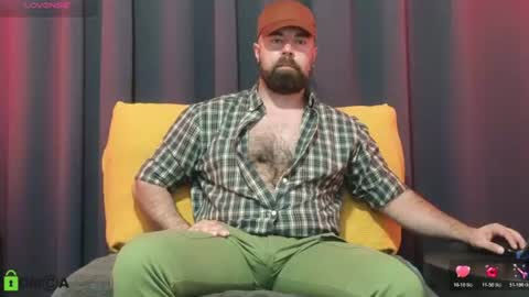 Snapshot of meaty_roll chatting on July 2026 01:07:02 AM Meaty Roll online show from July 2026 01:07:02 AM