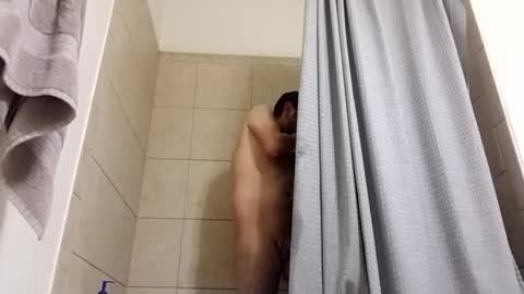 Snapshot of mechanix88 chatting on February 2025 07:22:01 AM Bruh online show from February 2025 07:22:01 AM