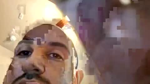 Snapshot of mechanix88 chatting on September 2025 03:14:01 PM Bruh online show from September 2025 03:14:01 PM