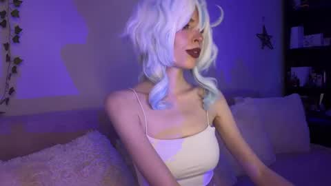 Nicole online show from May 2026 07:21:01 PM