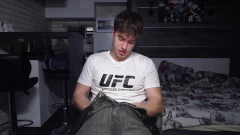 Snapshot of megamaxxxl chatting on December 2024 07:59:02 PM Max online show from December 2024 07:59:02 PM