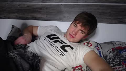 Snapshot of megamaxxxl chatting on December 2024 09:58:01 PM Max online show from December 2024 09:58:01 PM