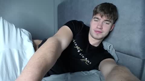 Snapshot of megamaxxxl chatting on December 2025 09:11:01 PM Max online show from December 2025 09:11:01 PM