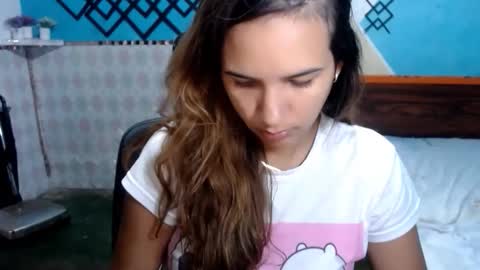 amanda online show from April 2026 07:15:01 PM