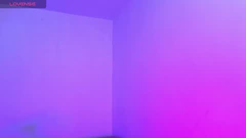 Megan online show from November 2025 10:14:01 PM