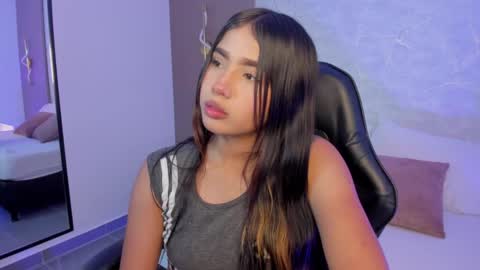 Snapshot of megan_thorp chatting on June 2026 02:34:02 AM Sheila online show from June 2026 02:34:02 AM