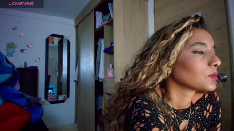 M E G A N   online show from April 2026 06:19:01 AM