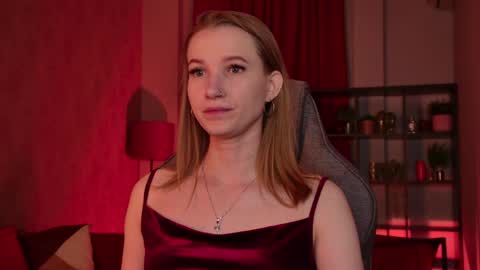 Snapshot of meganrodgers chatting on May 2026 06:09:01 PM megan online show from May 2026 06:09:01 PM