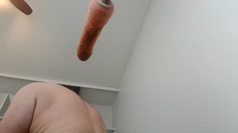 meheriuk68 online show from April 2026 07:49:01 PM