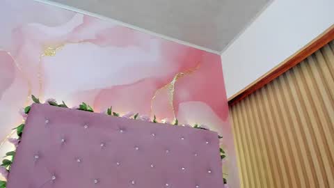 Snapshot of melanie__evans chatting on July 2026 11:01:02 AM melanie__evans online show from July 2026 11:01:02 AM