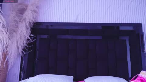 Snapshot of melanny_luv chatting on June 2026 07:49:01 PM MelanyLuv online show from June 2026 07:49:01 PM