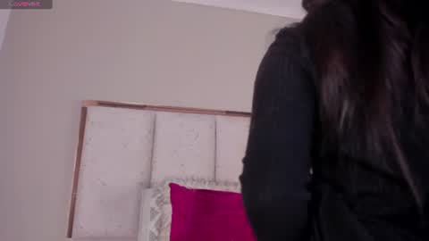 Snapshot of meli_mell chatting on July 2026 12:42:02 PM Meli online show from July 2026 12:42:02 PM