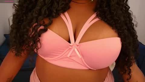 Melinda online show from April 2026 07:58:02 PM