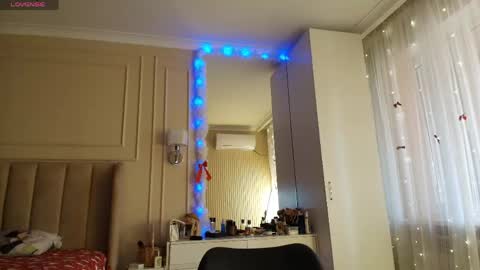 Lisaa online show from April 2026 06:03:01 AM