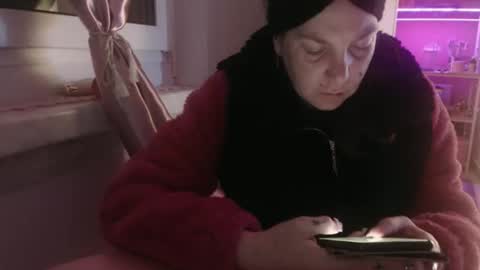 Snapshot of melli23 chatting on January 2026 08:22:01 PM Melli online show from January 2026 08:22:01 PM