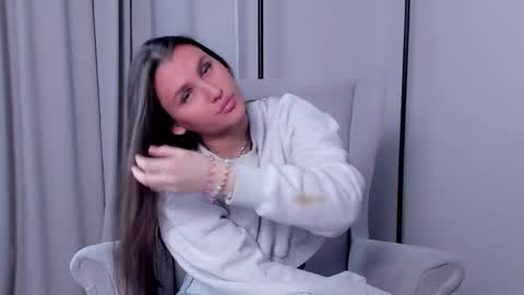 Snapshot of mellisamckeel chatting on April 2026 11:21:01 AM Lia online show from April 2026 11:21:01 AM