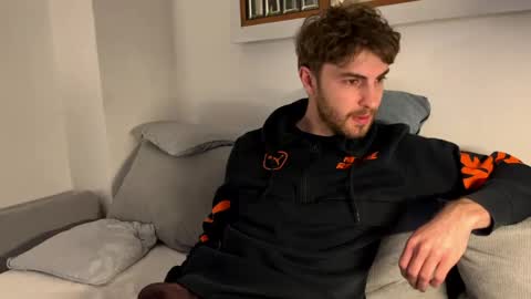 Melodicass online show from April 2026 12:22:02 AM